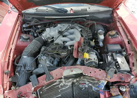 2002 Ford Mustang z USA, uszkodzony, nr VIN 1FAFP44492F189859